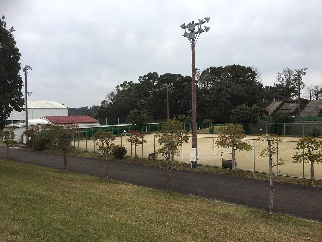 川南運動公園テニス場1