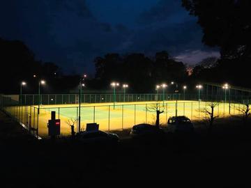 テニスコート（夜）