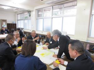 １班グループワーク様子