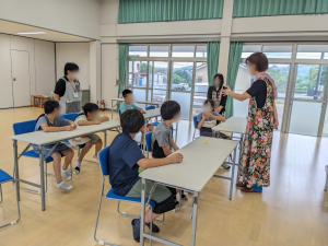 元気っ子子ども教室サポーター活動の様子（体験活動）